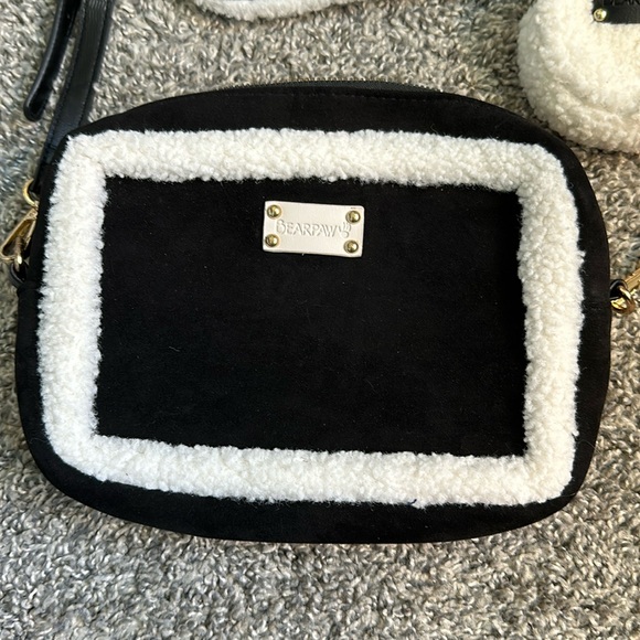 NWOT 3 piece purse set- Bear paw - Picture 2 of 10